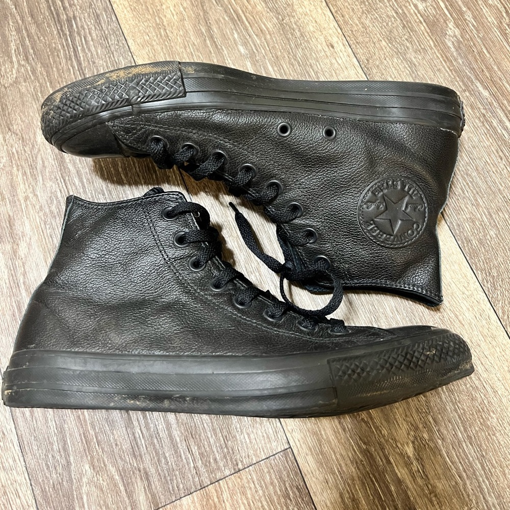 Chuck Taylor All Star Leather Men’s 7